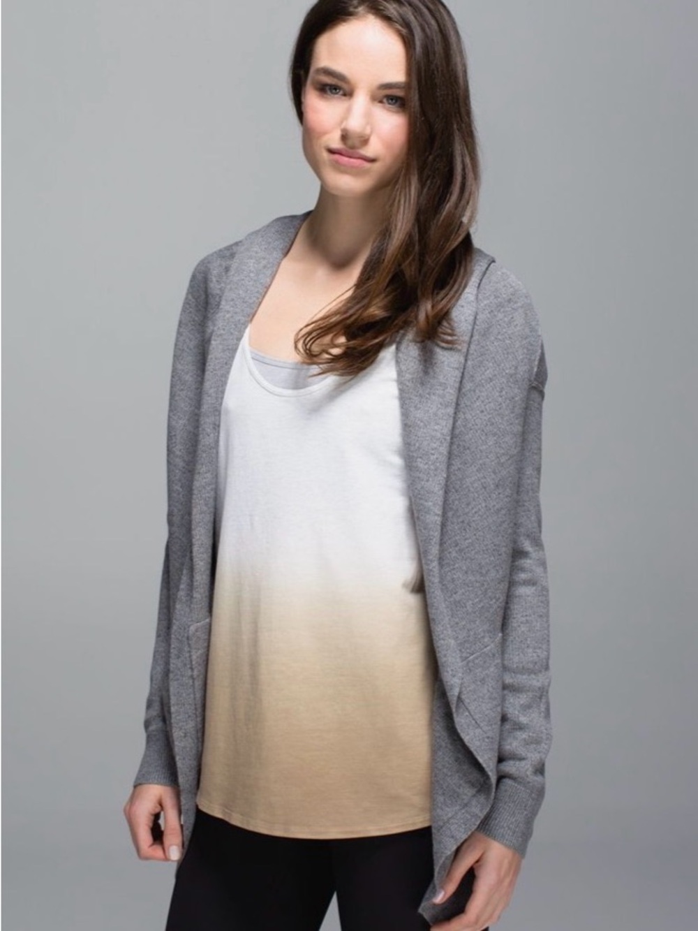Lululemon Cabin Yogi Wrap
Heathered Medium Grey / Slate size 4